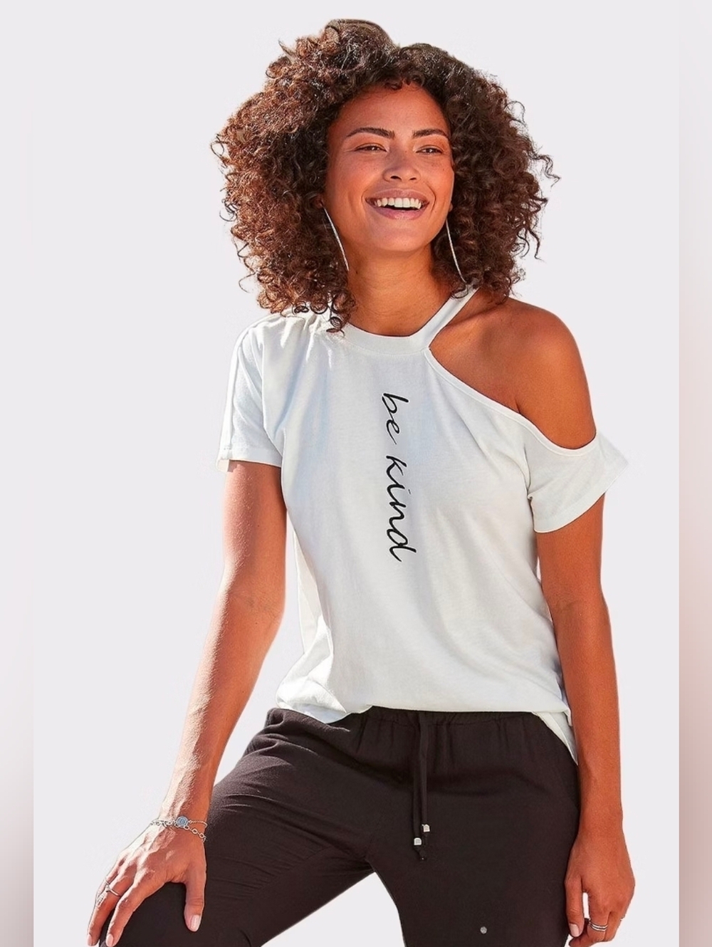 Lascana White Asymmetric Cold-Shoulder Tee with "be kind" Script. NWT. Size 4/6 - Picture 7 of 8